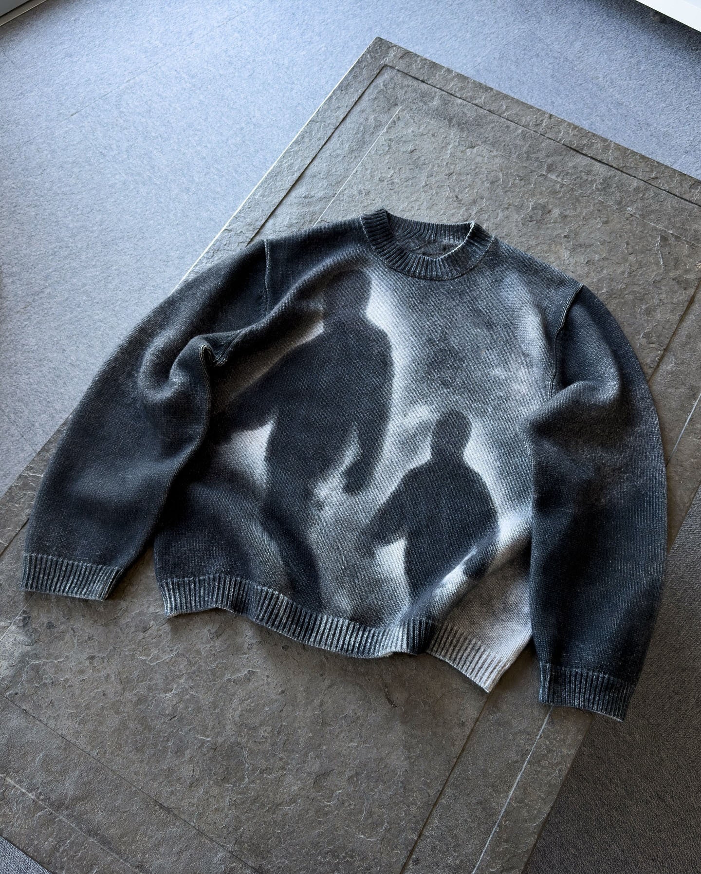 Artistic Silhouette Graphic Sweatshirt