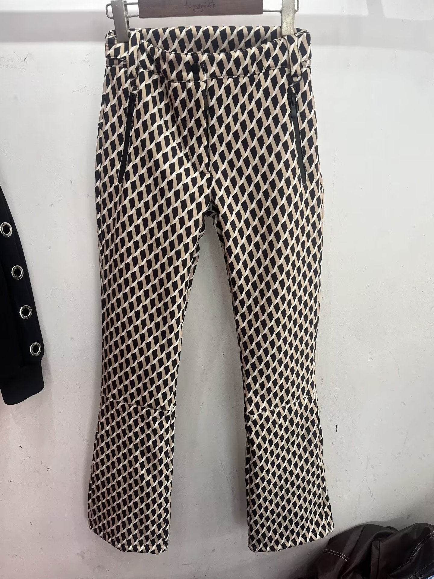 Geometric Pattern Jacket & Matching Pants Set