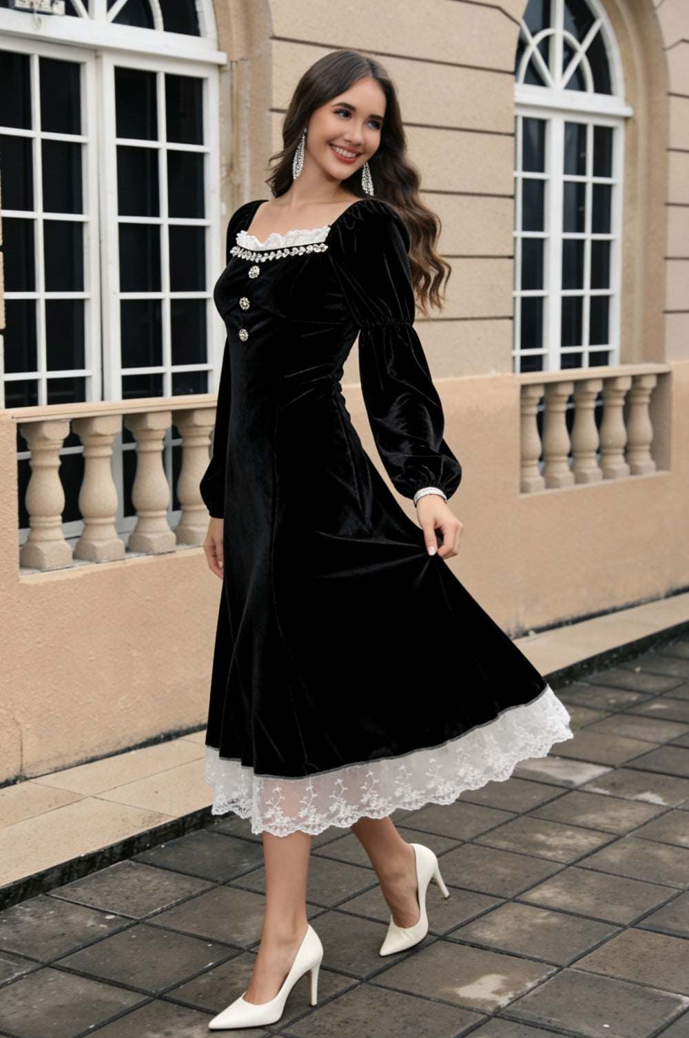 Elegant Black Evening Dress with Lace Trim
