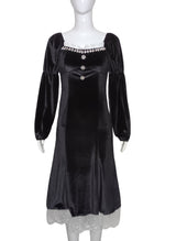 Elegant Black Evening Dress with Lace Trim