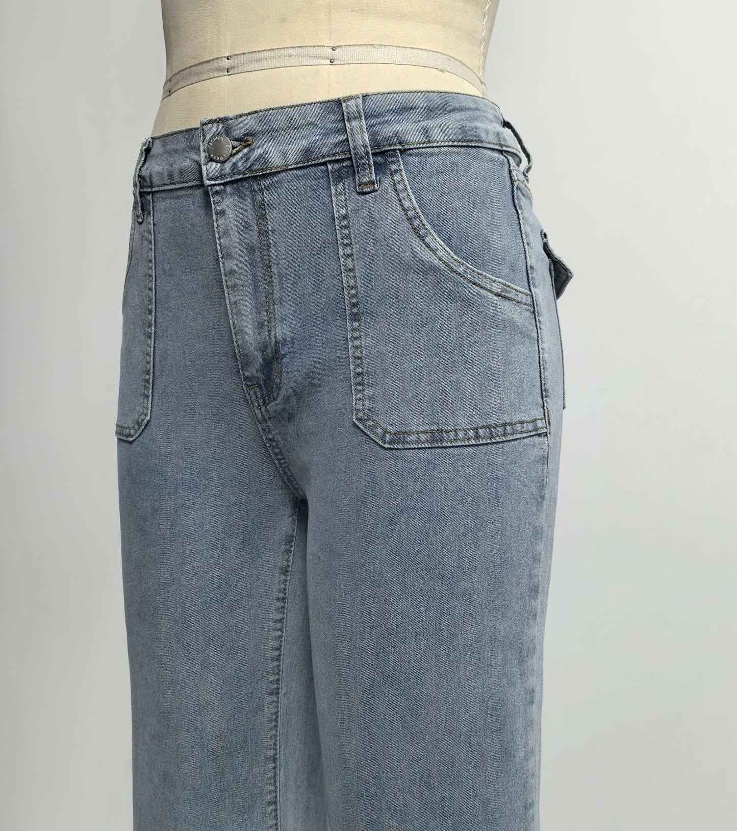 Relaxed Fit High-Waisted Wide-Leg Jeans