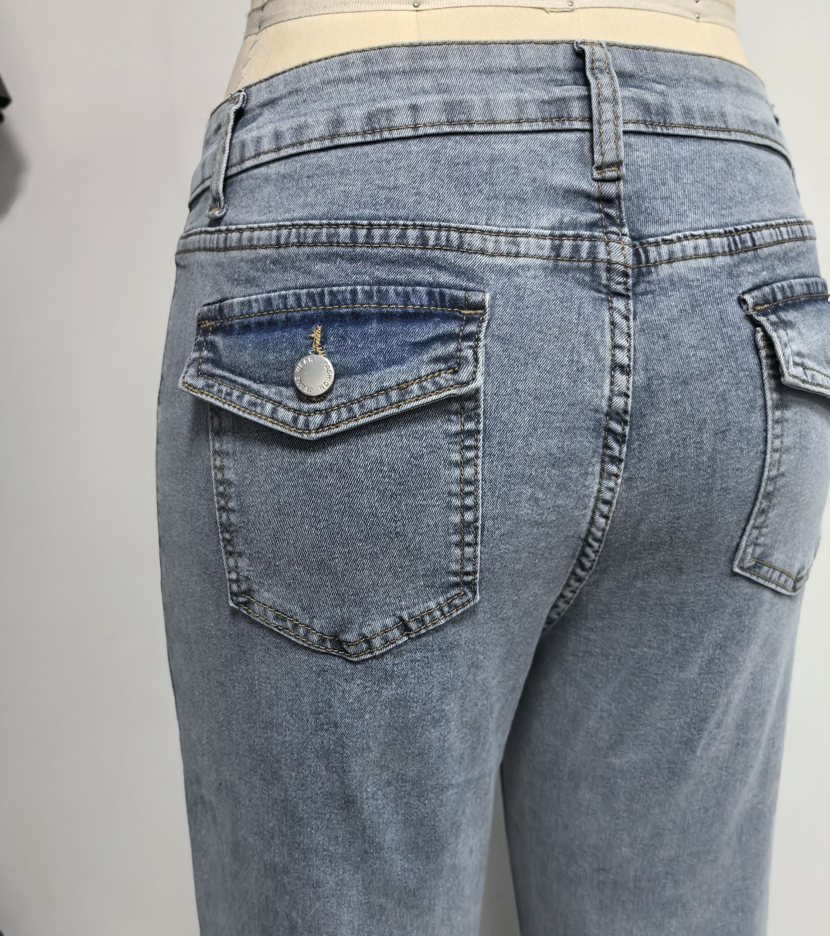 Relaxed Fit High-Waisted Wide-Leg Jeans