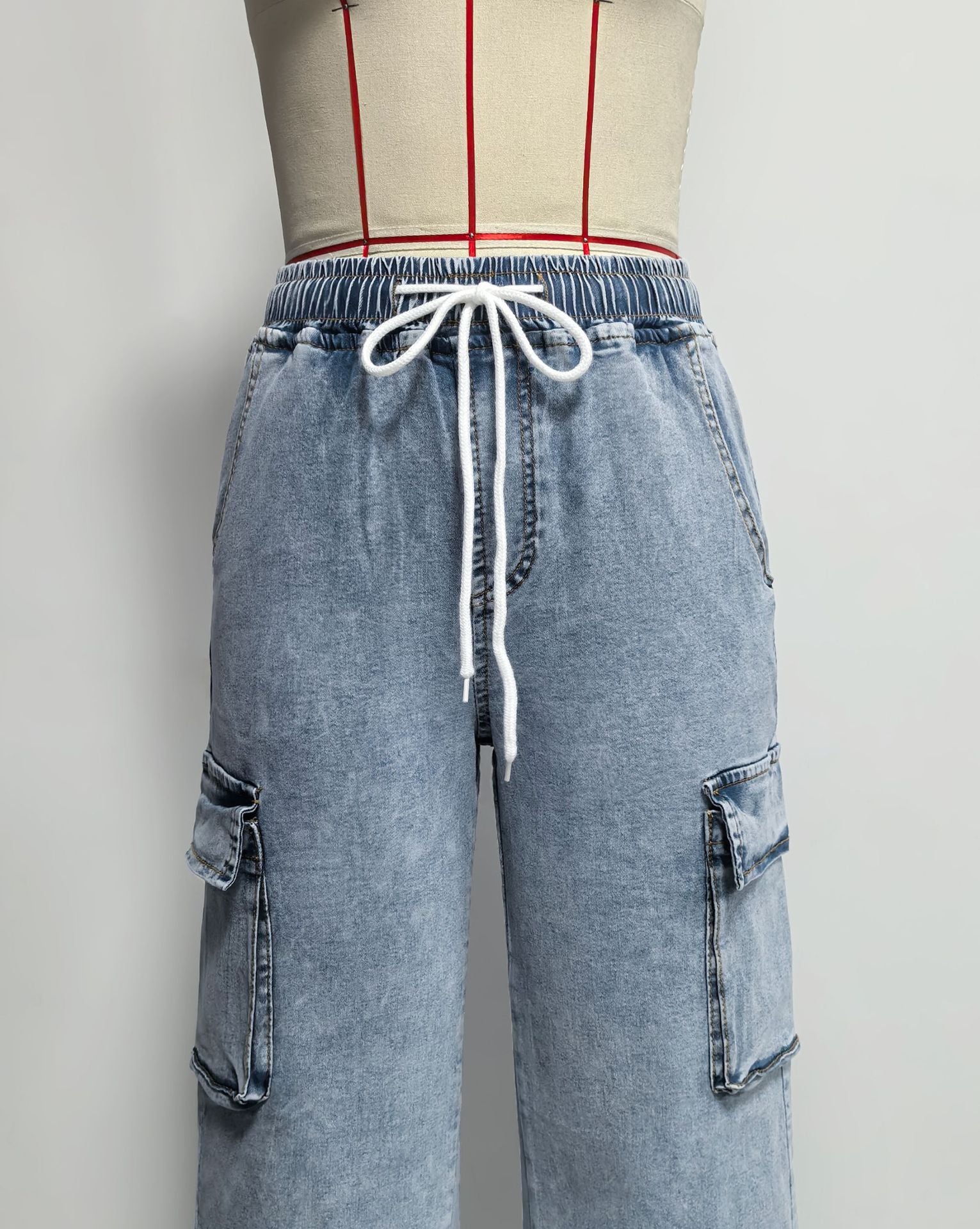 Vintage-Style Baggy Cargo Jeans