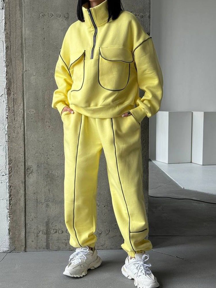 Jogging Set with Black Contrast Stitching