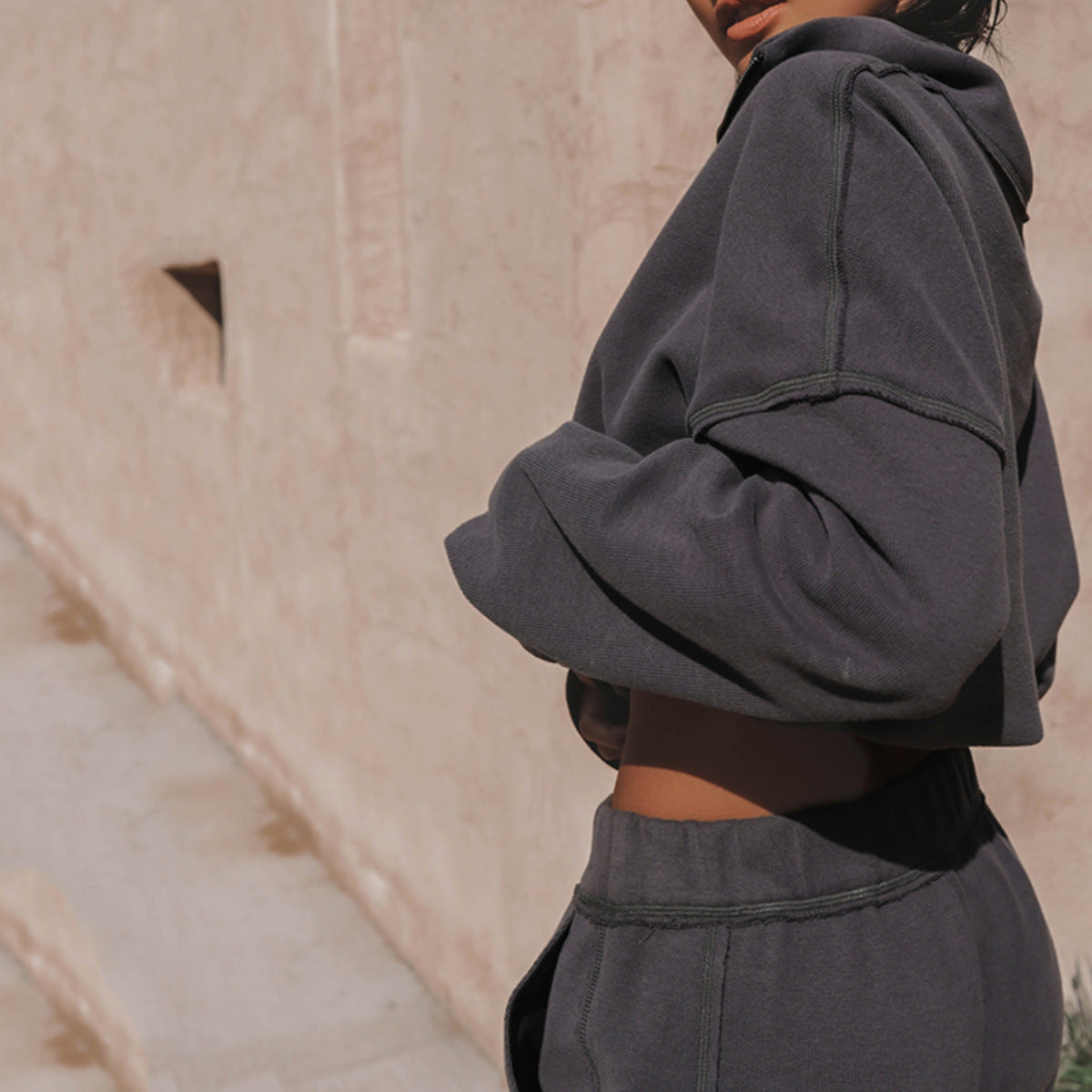 Stylish Grey Cropped Sportswear Set