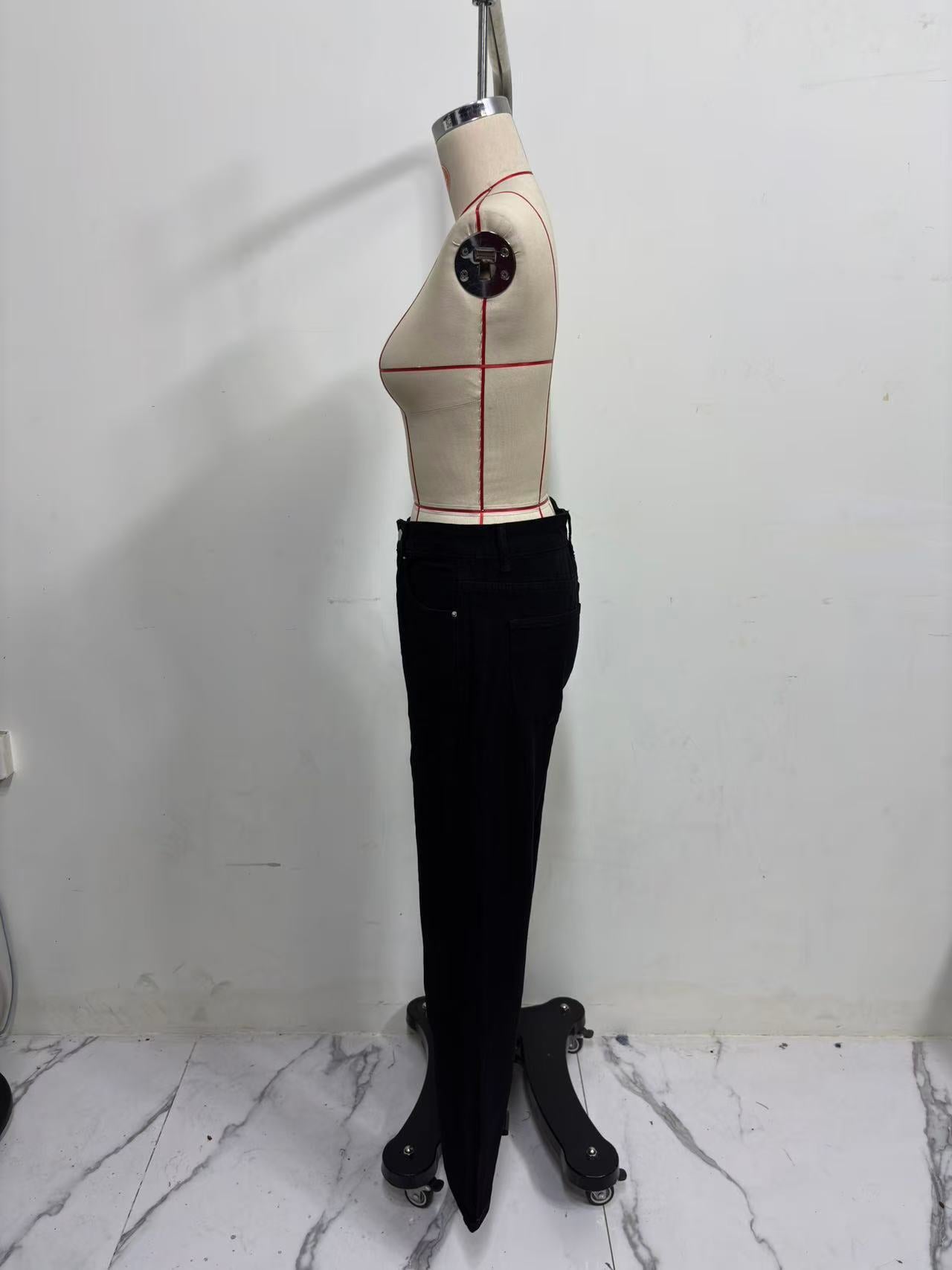 Stylish Black Wide-Leg Jeans