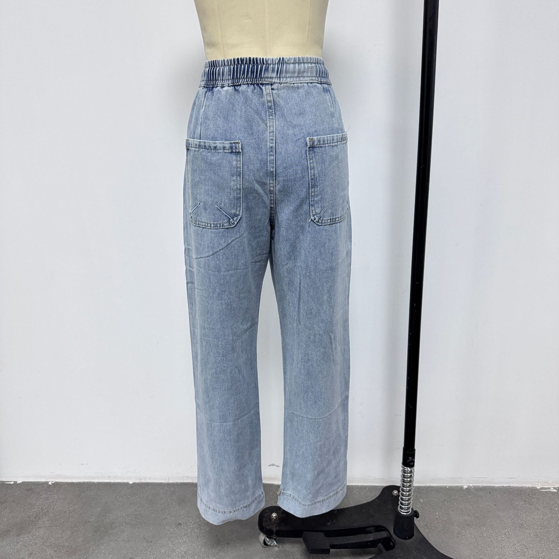 Distressed Relaxed Fit Baggy Jeans