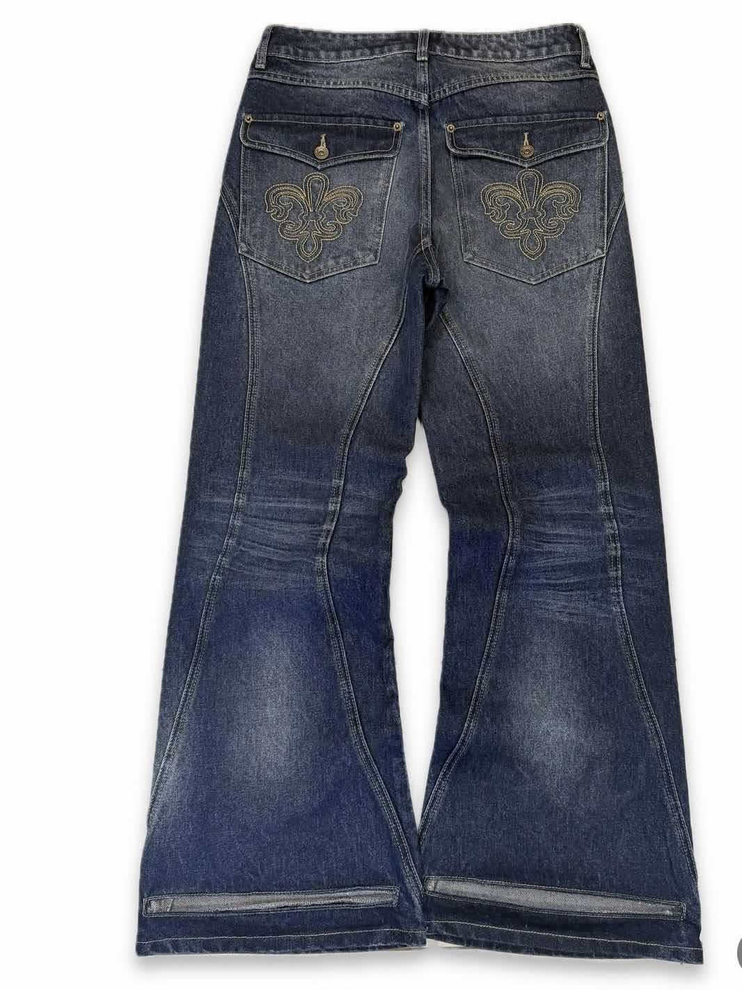 Baggy Distressed Denim Pants
