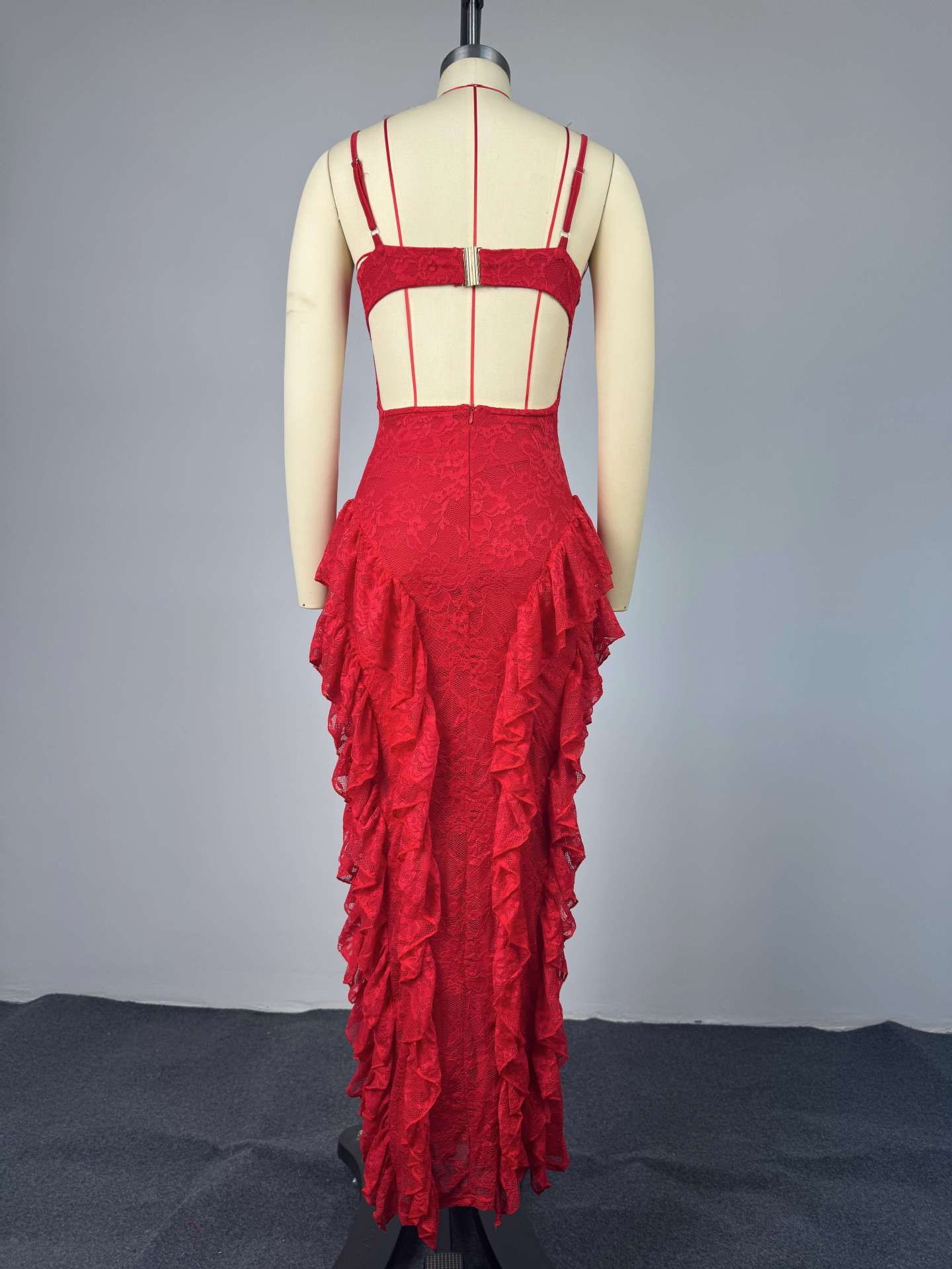 Elegant Red Ruffled Evening Gown