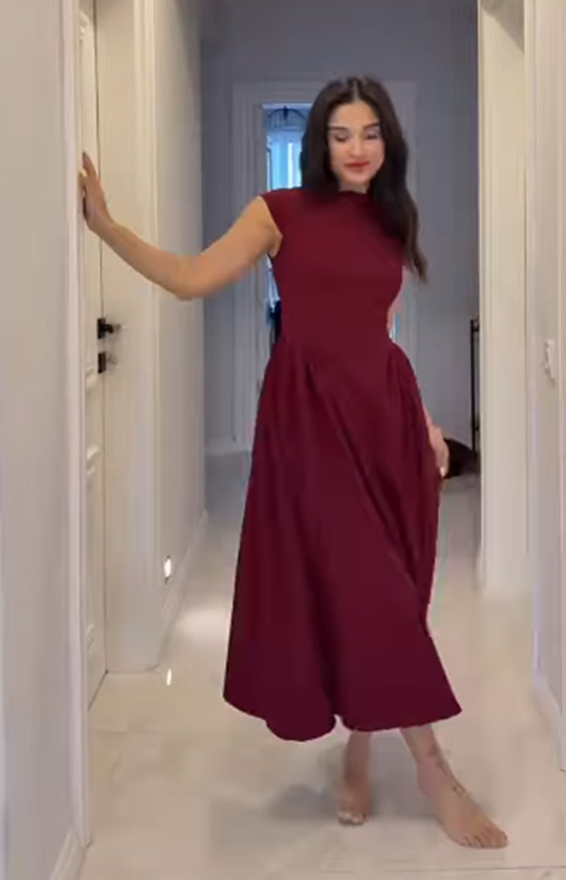 Elegant Sleeveless Maxi Dress