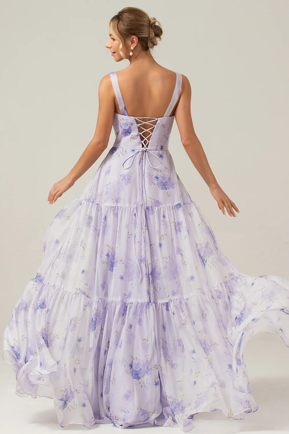 Vintage-Inspired Floral Maxi Dress