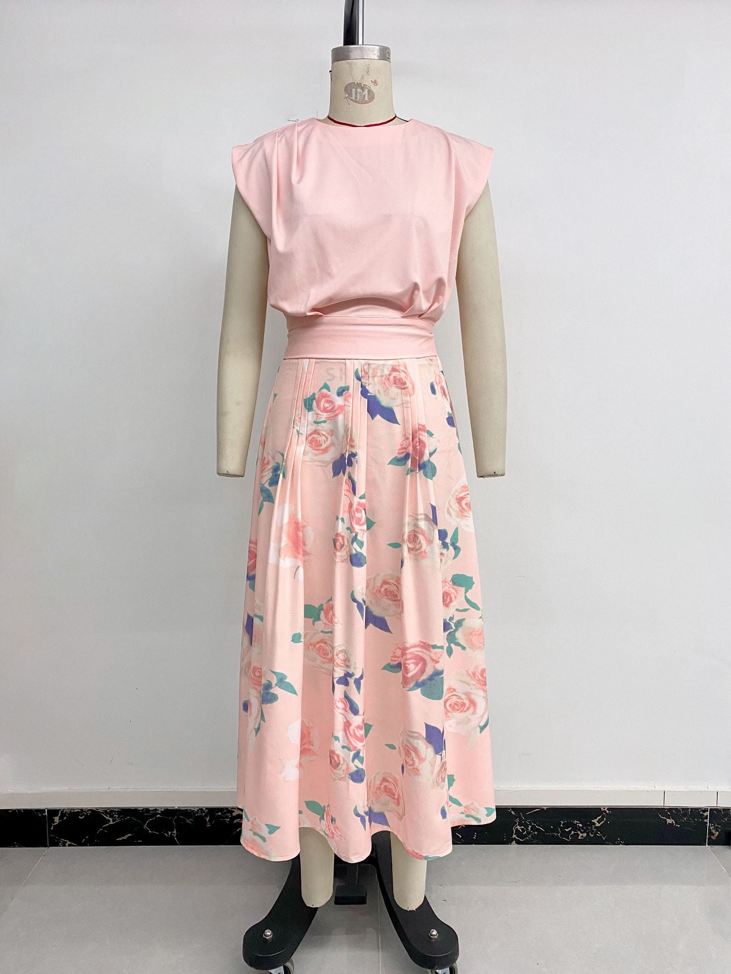 Sleeveless Top with Floral Pleated Maxi Skirt