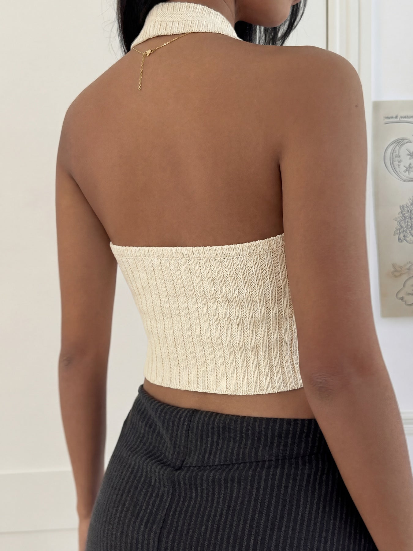 Ribbed V-Neck Crop Top