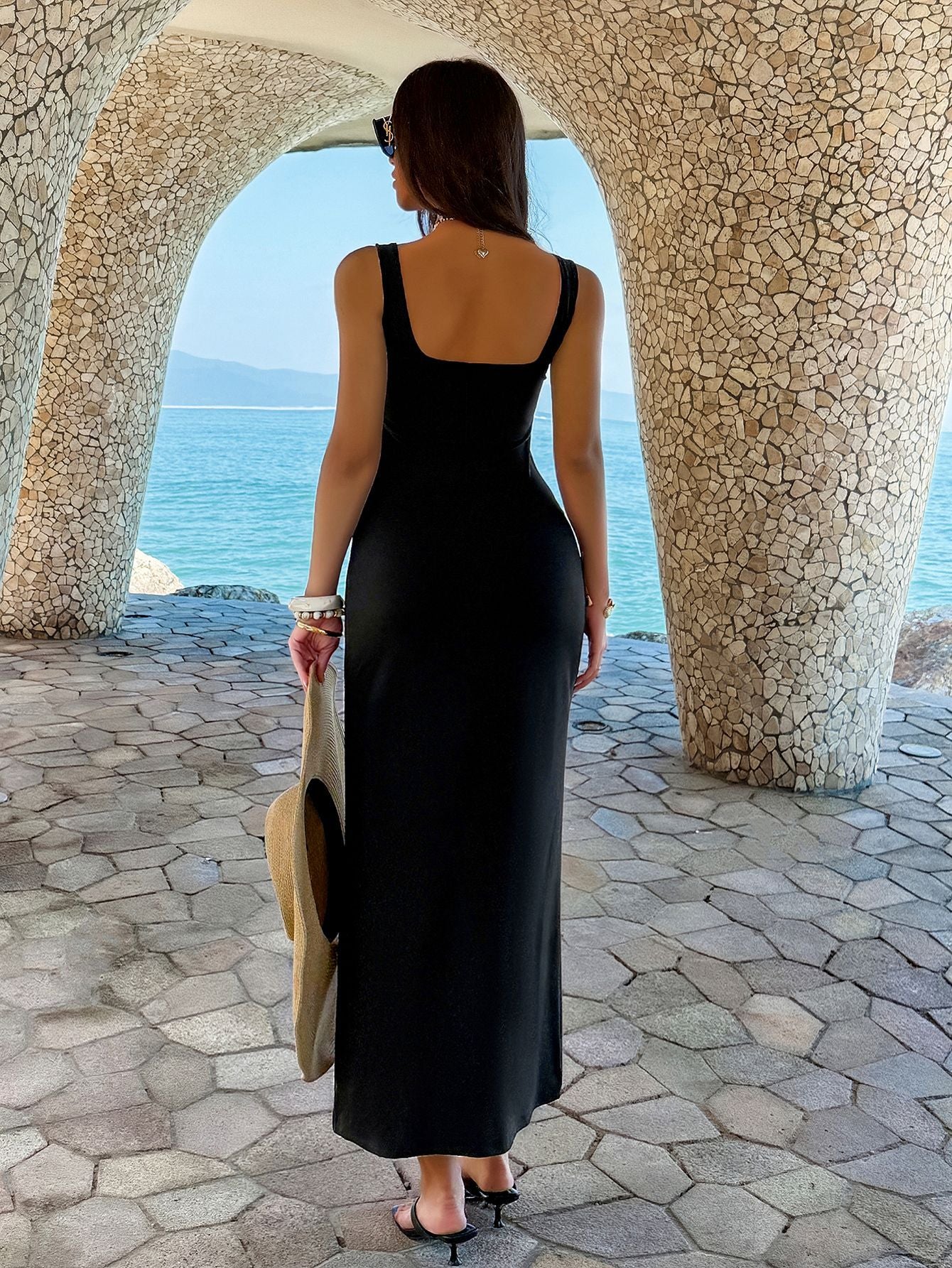 Elegant Black Maxi Dress