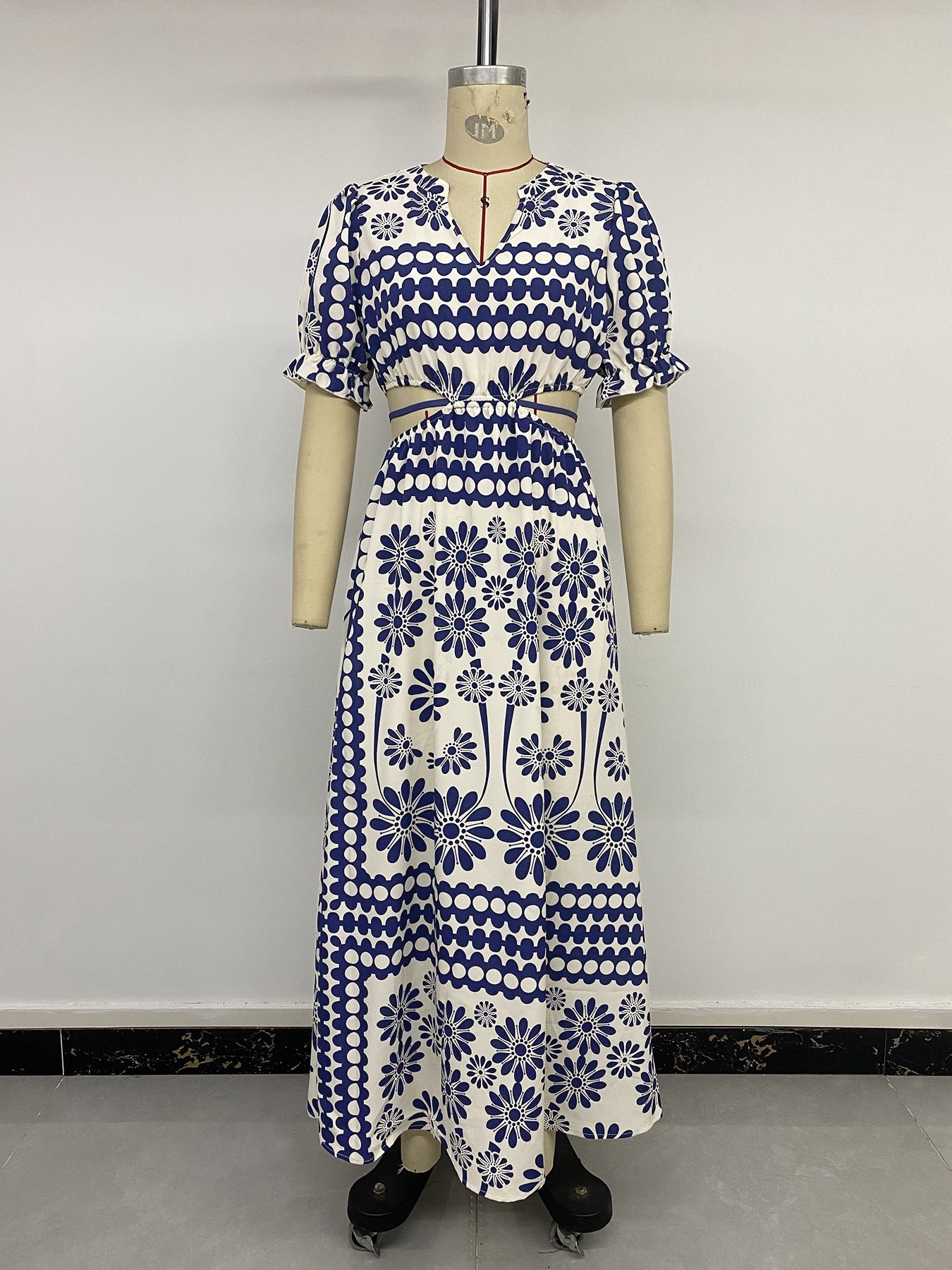 Floral Print Cutout Puff Sleeve Maxi Dress