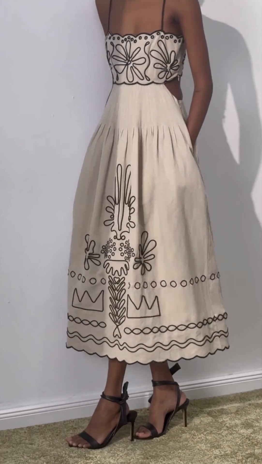 Floral Embroidered Pleated Linen Dress