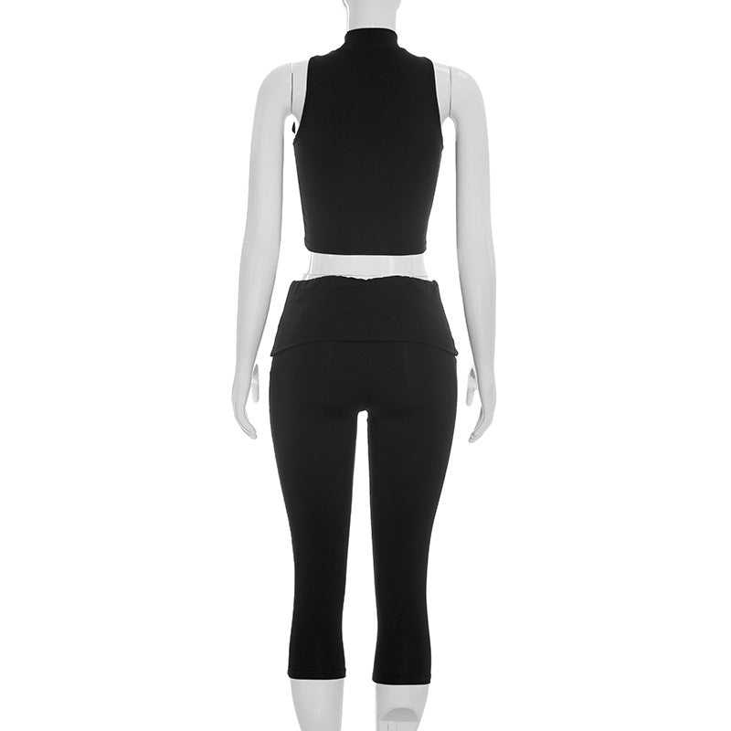 Women`s Cutout Crop Top Capri Set