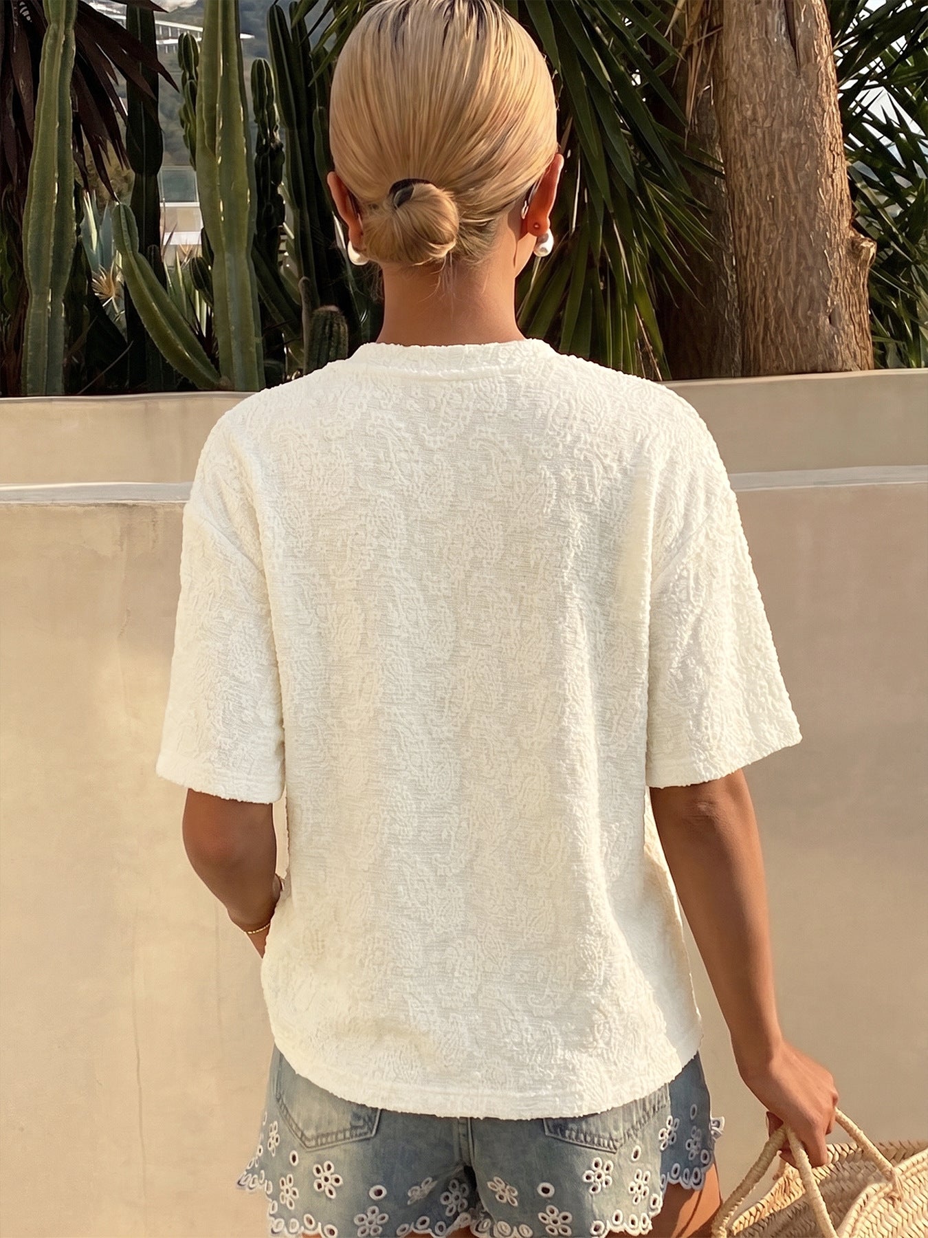 Women's Textured Short Sleeve Casual Tee