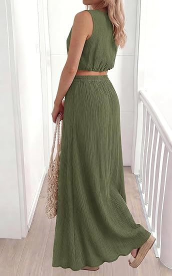 Elegant Black Sleeveless Crop Top & Maxi Skirt