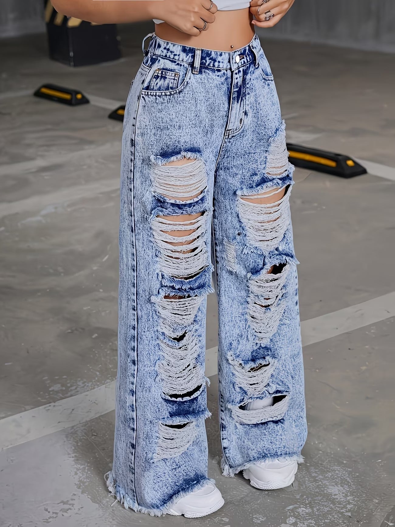 Women's Distressed Wide Leg Jeans