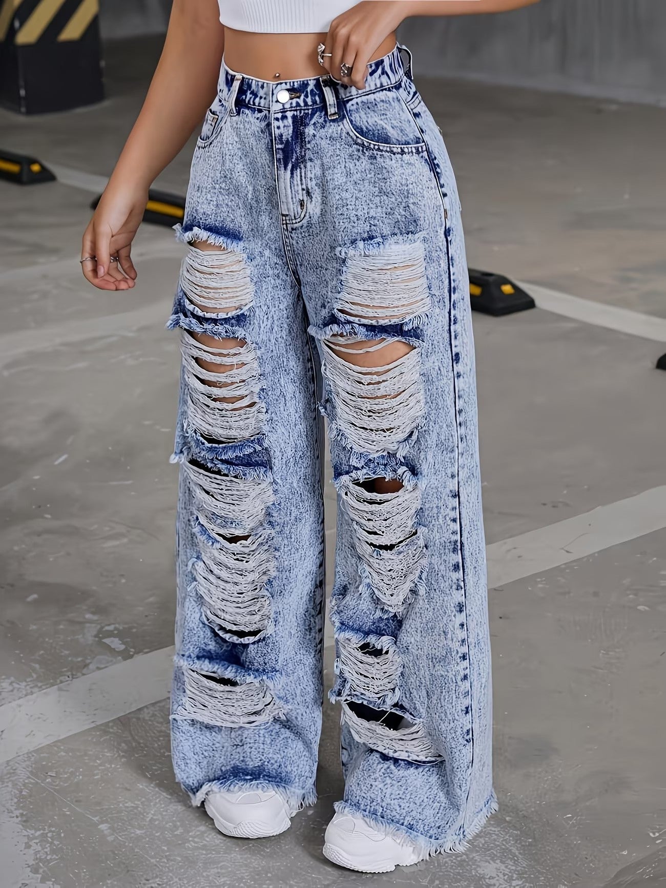 Women's Distressed Wide Leg Jeans