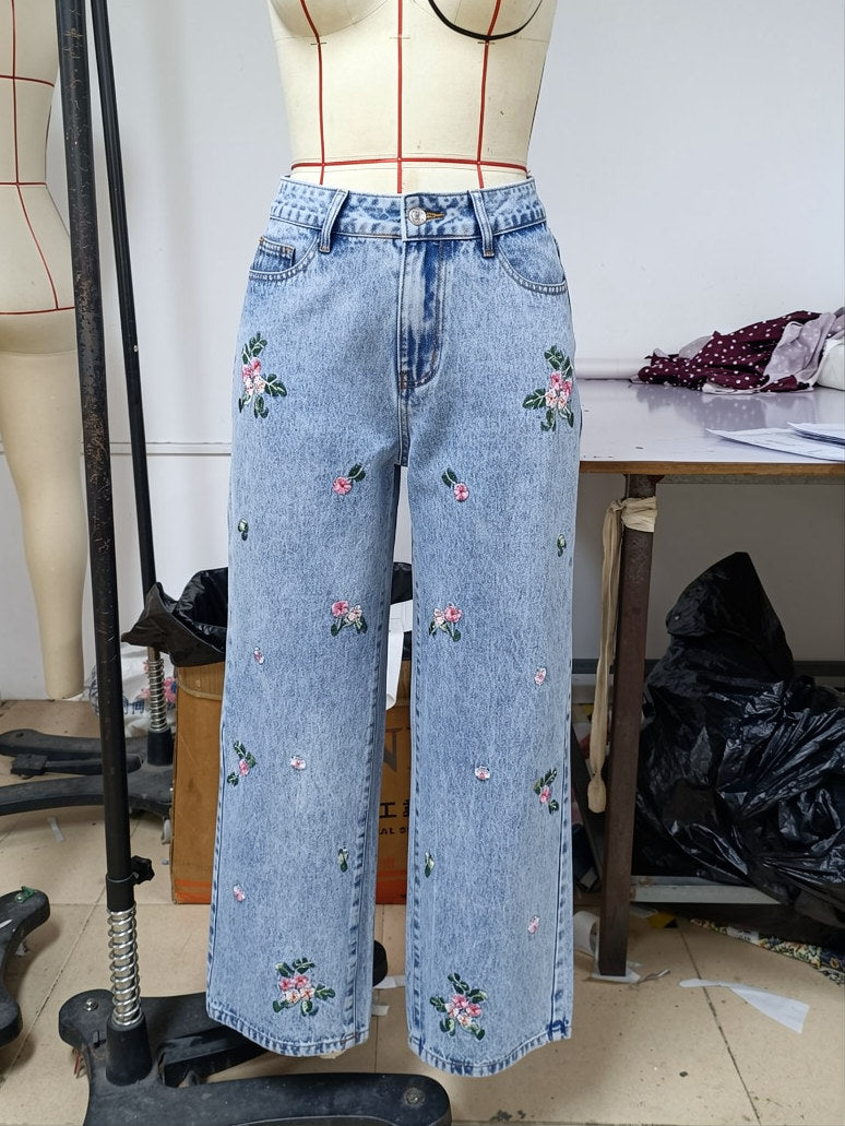 Women's Floral Embroidered Wide Leg Jeans