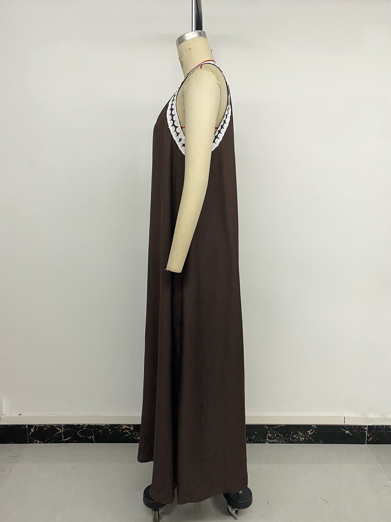 Women's Sleeveless Maxi Dress with Trim