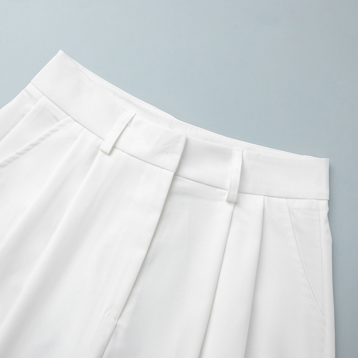 Women's White High Waisted Pleated Shorts