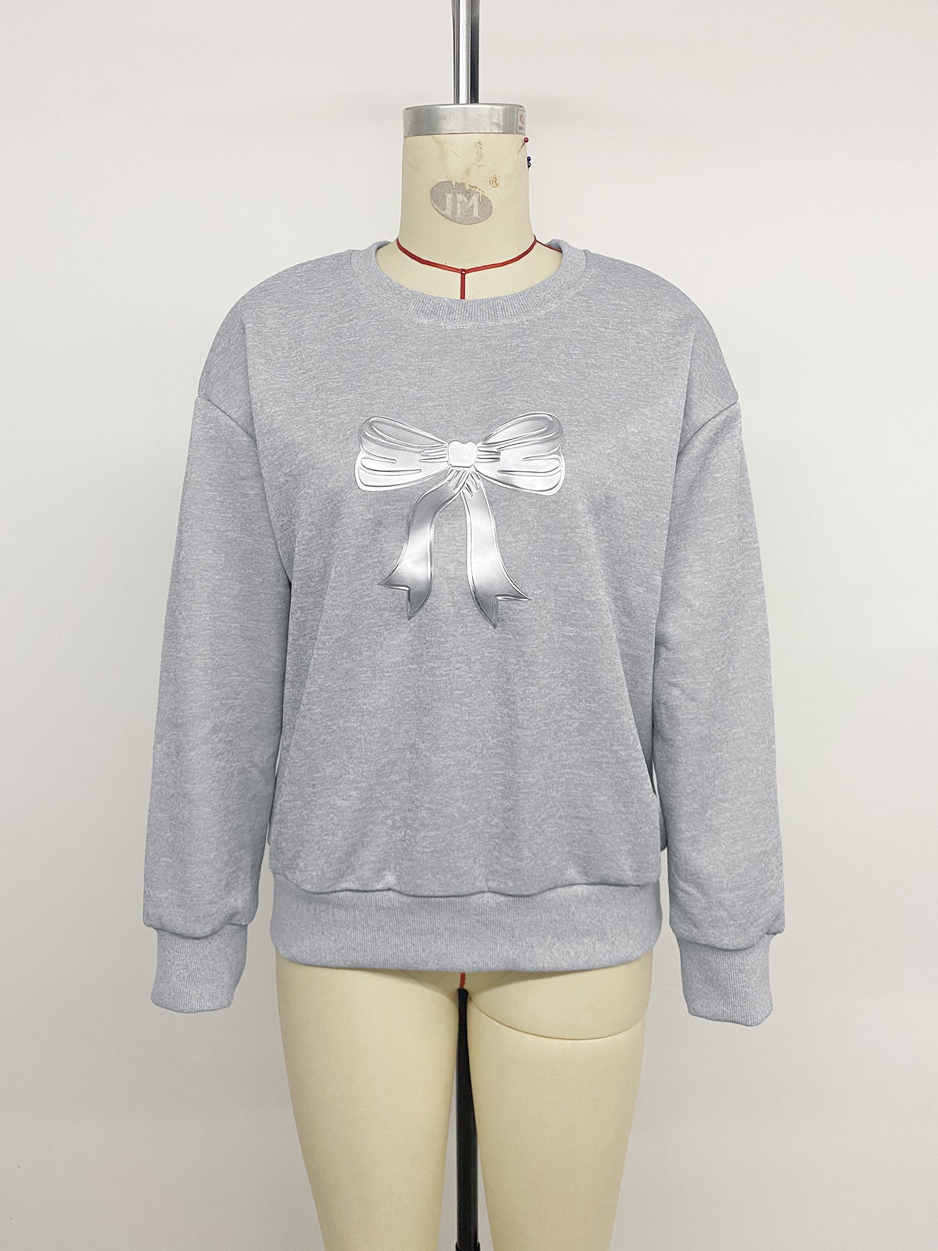 Women’s Gray Bow Print Long Sleeve Top