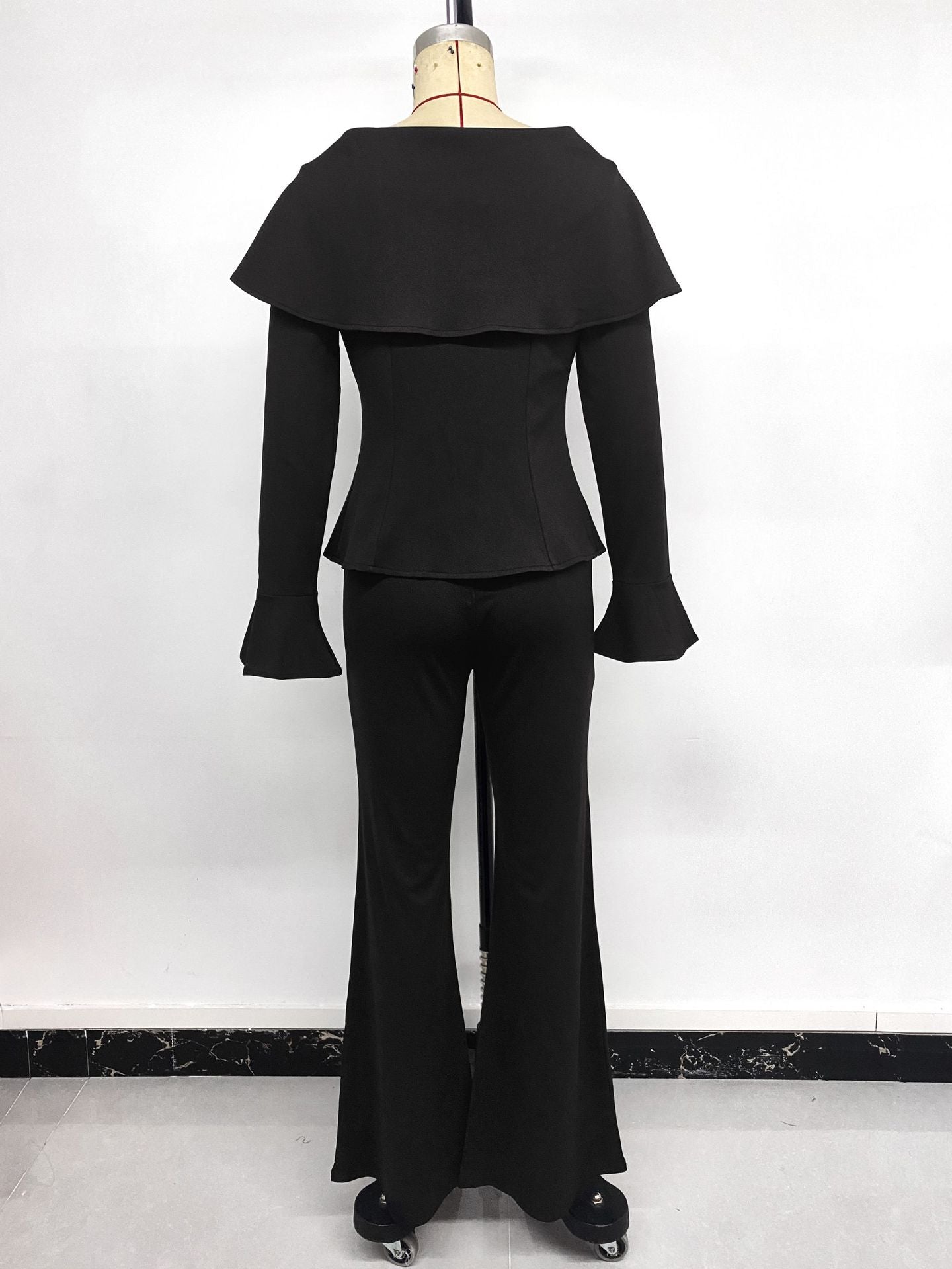 Women’s Off-Shoulder Flare Sleeve Pants Set
