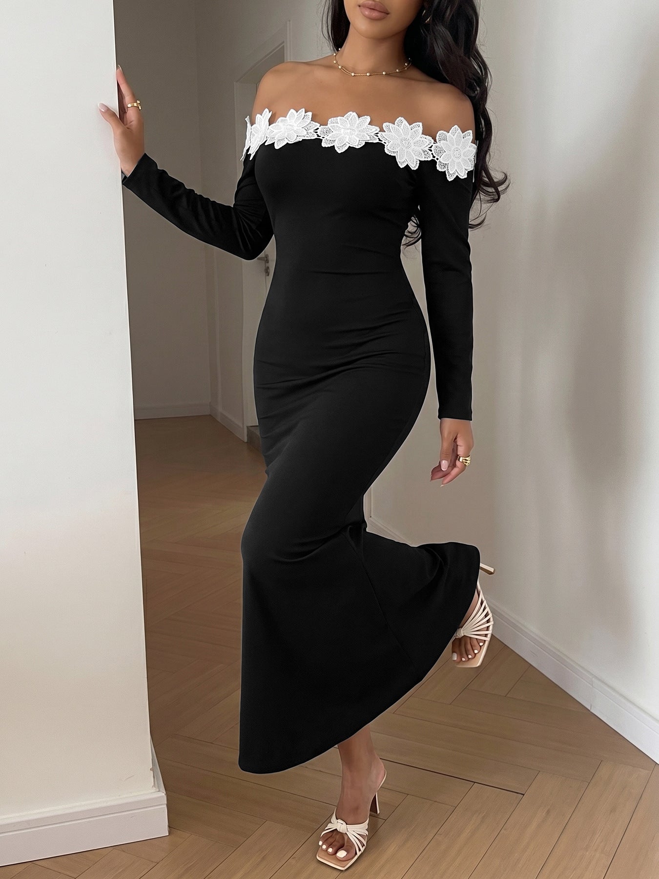 Women’s Off Shoulder Lace Trim Maxi Dress