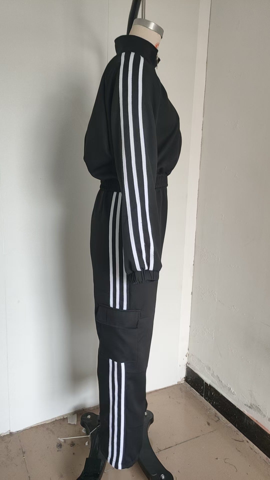 Women’s Zip Front Cargo Jogger Set