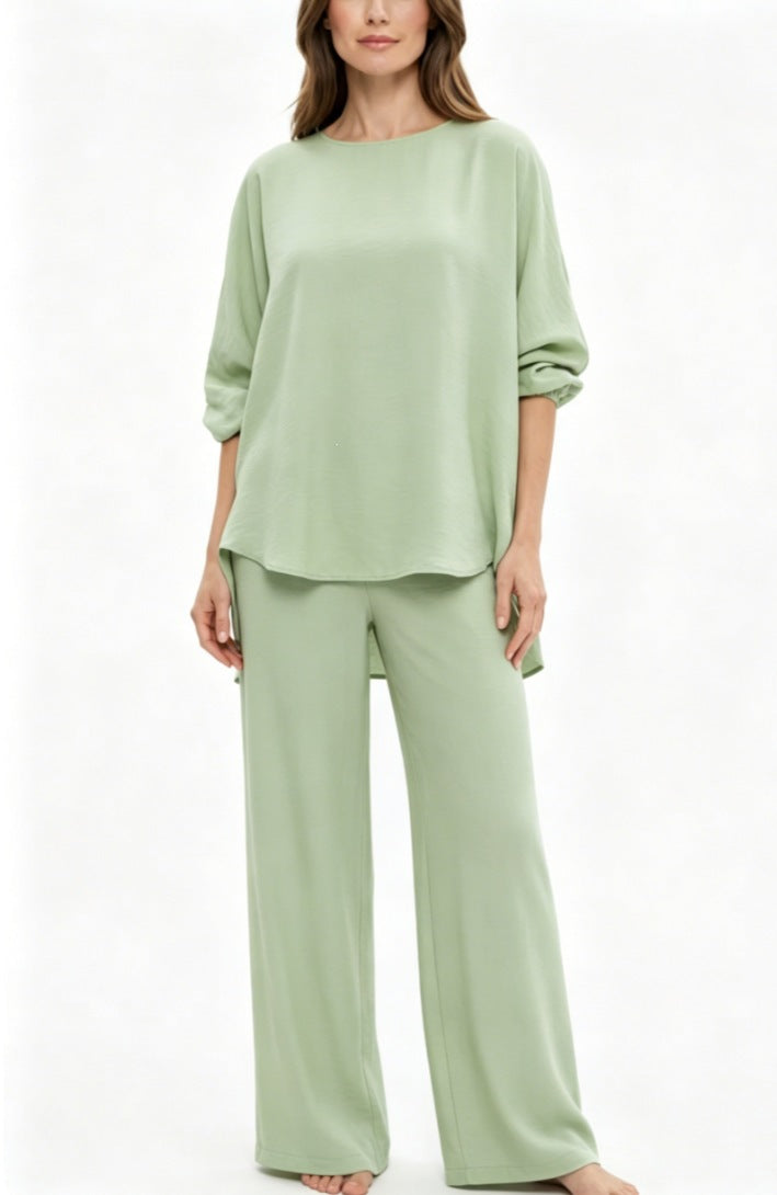Women’s Relaxed Long Sleeve Top & Pants Set
