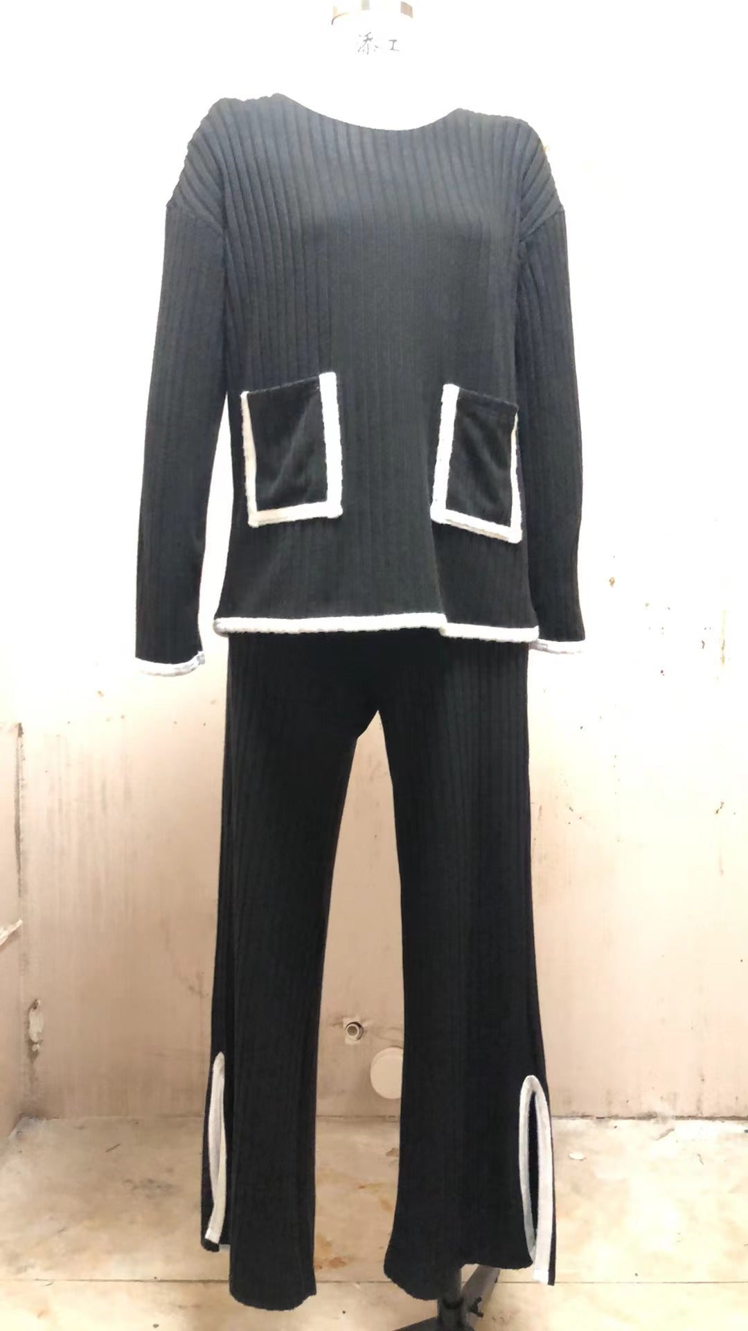 Women’s Ribbed Long Sleeve Top and Pants Set