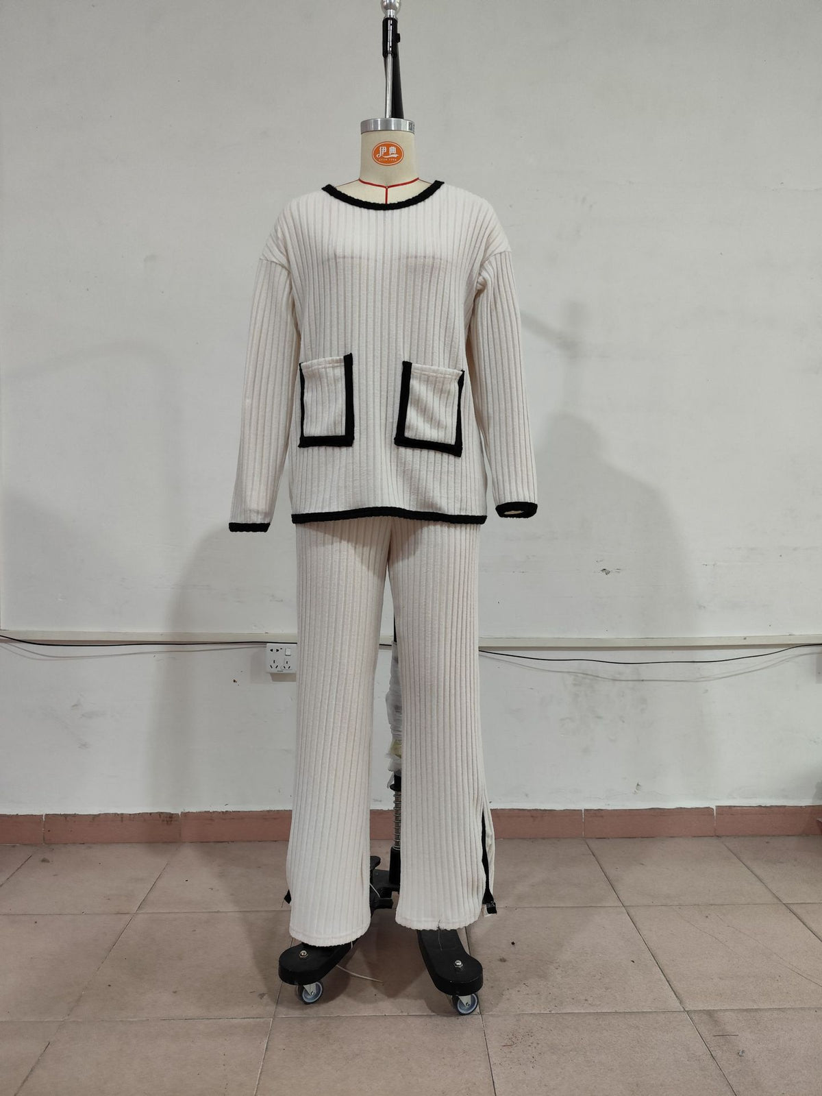 Women’s Ribbed Long Sleeve Top and Pants Set