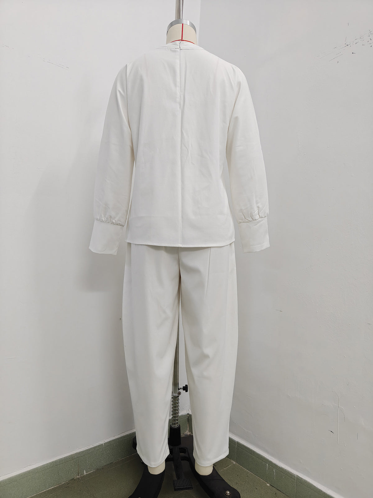 Women’s Contrast Top & Pleated Pants Set