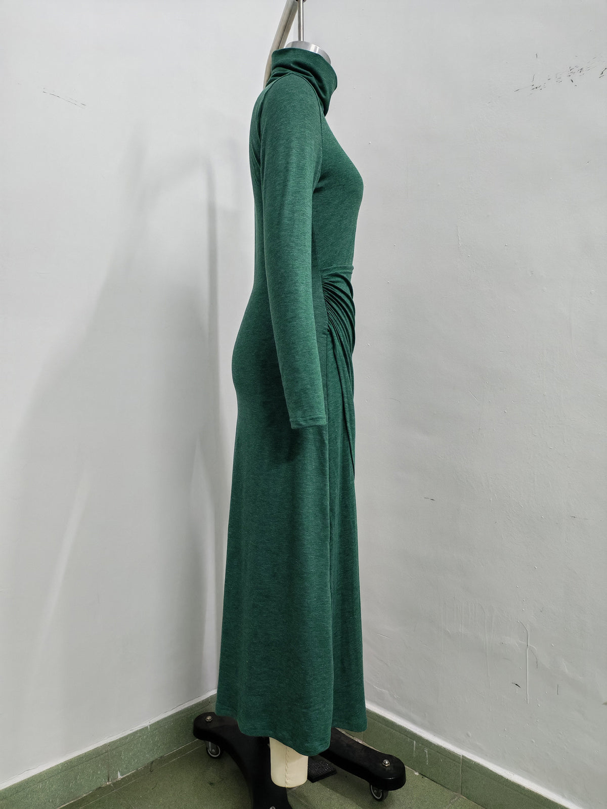Women’s Ruched Turtleneck Midi Dress