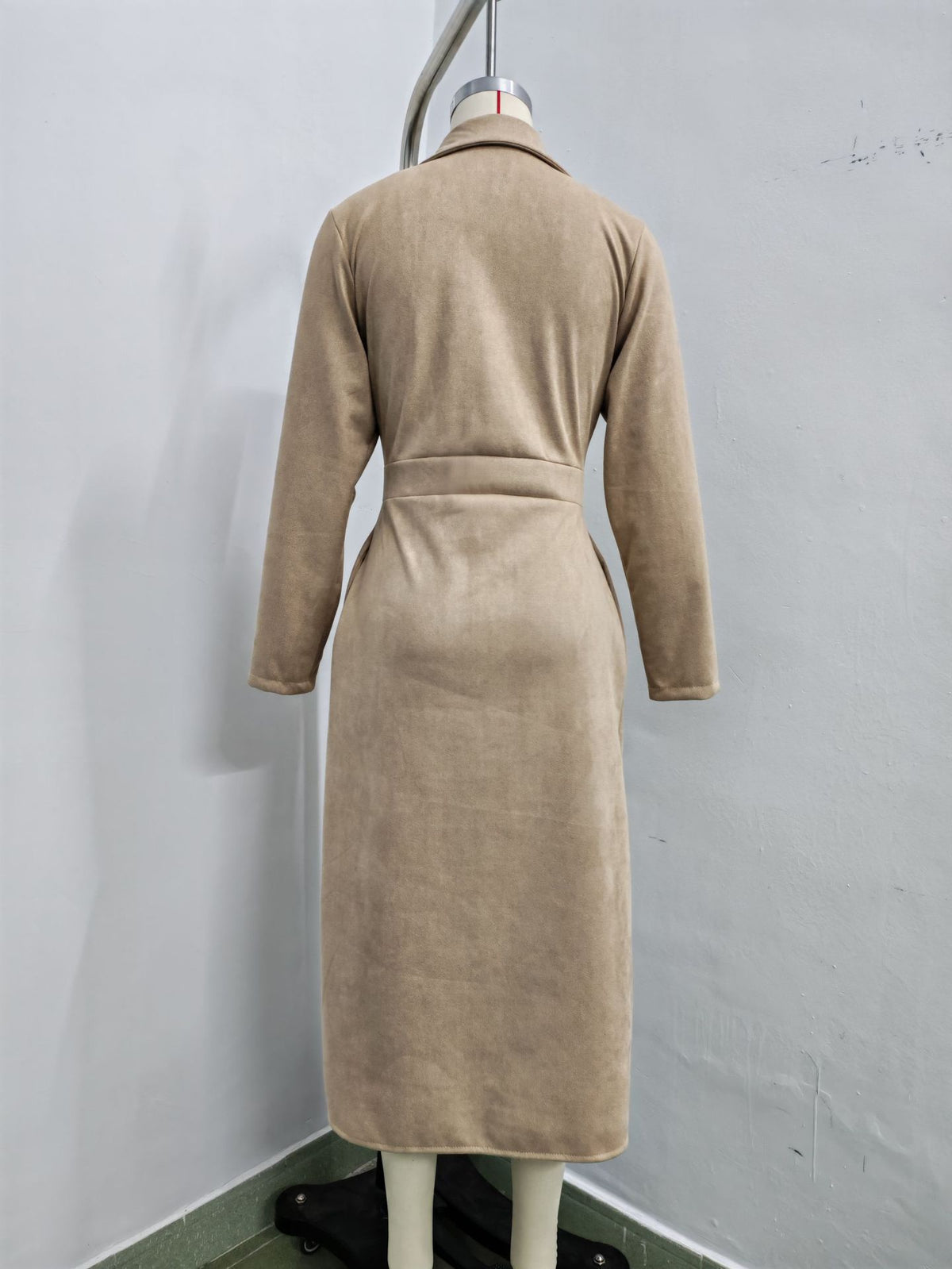 Women’s Collared Button Front Belted Midi Dress