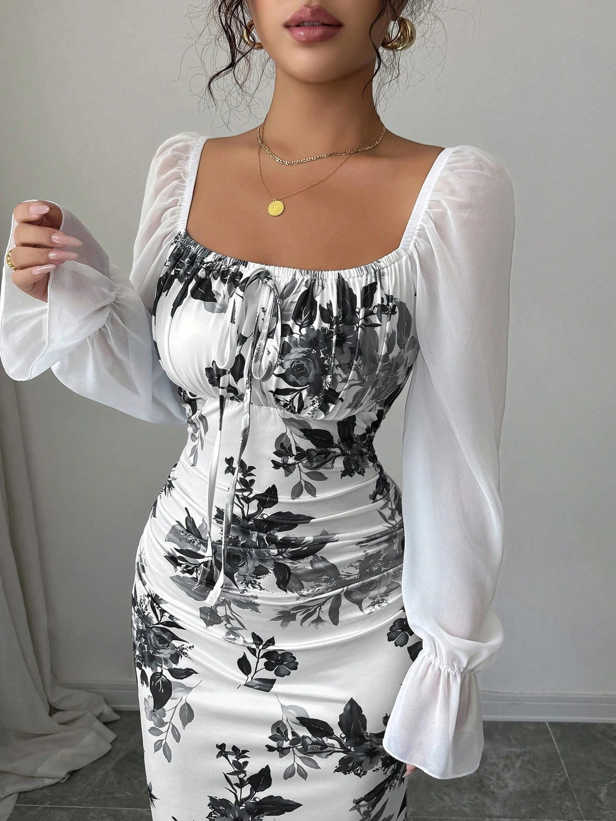 Women’s Floral Ruched Square Neck Maxi Dress