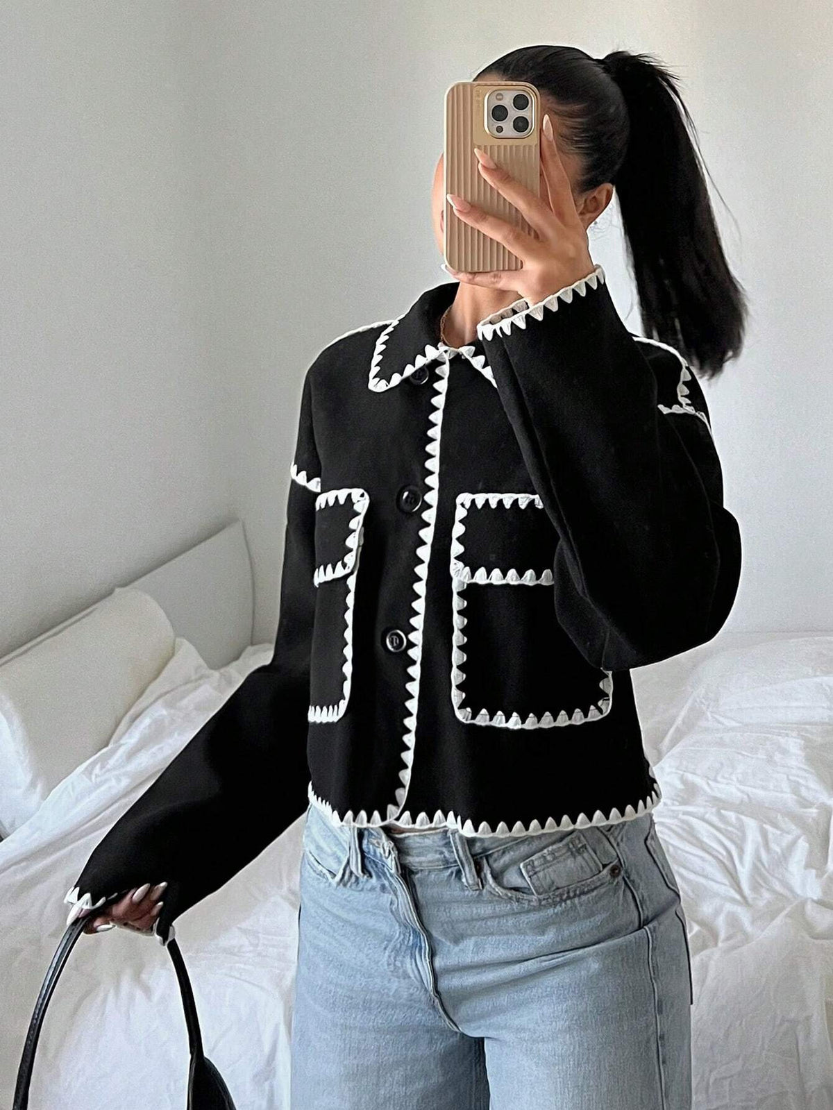 Women’s Cropped Scalloped Trim Button Jacket