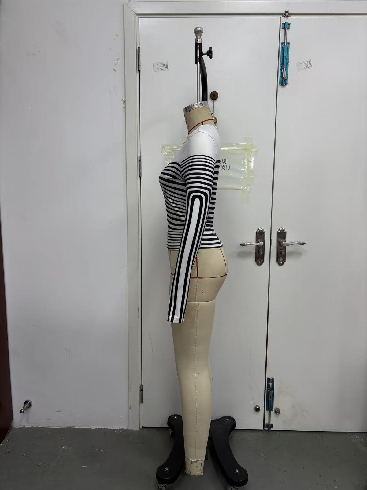 Women’s Striped Long Sleeve Crop Top