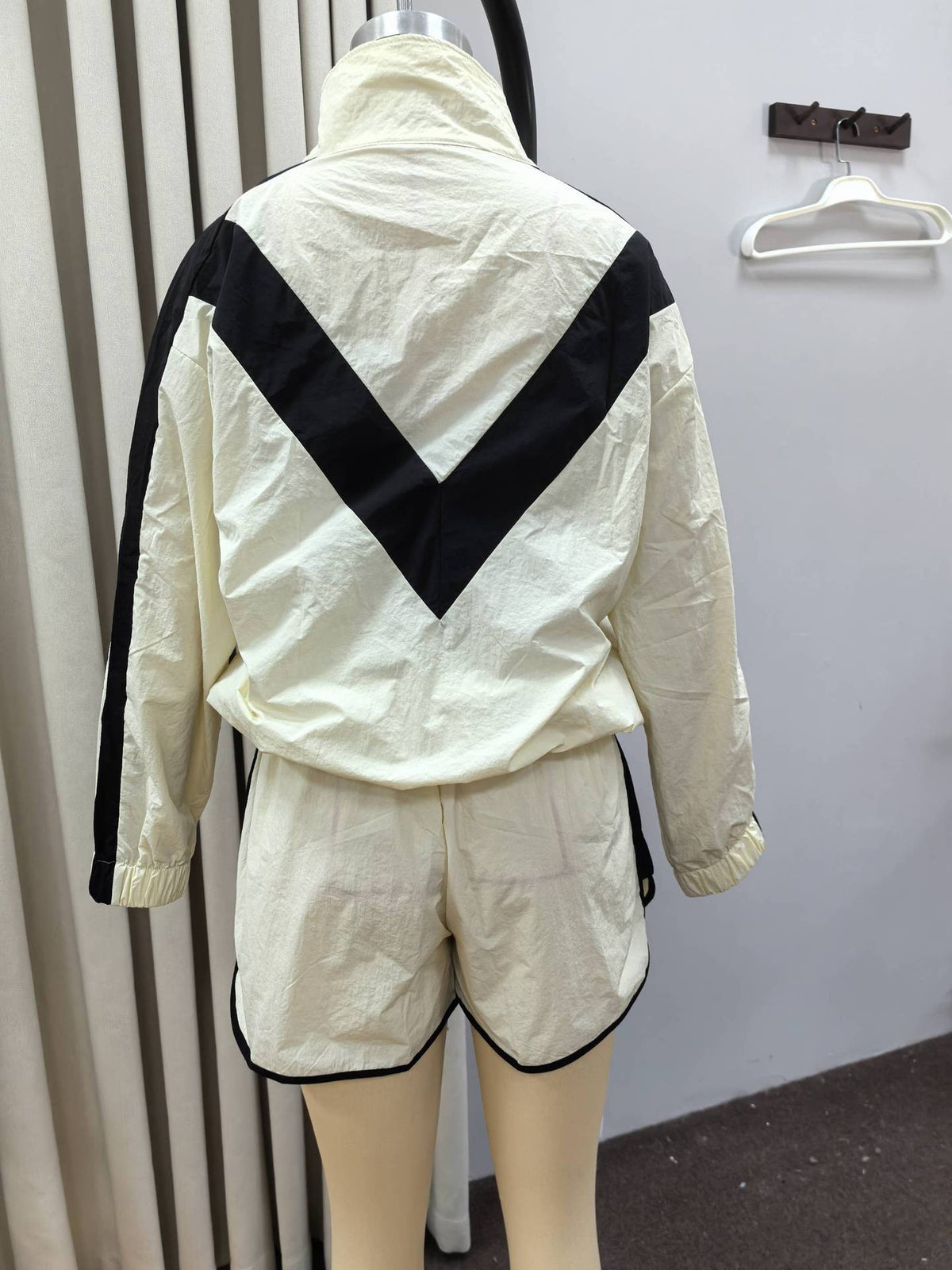 Women’s Hooded Zip Jacket & Shorts Set