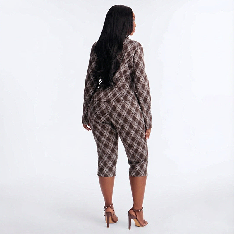 Women’s Plaid Button Top & Capri Pants Set