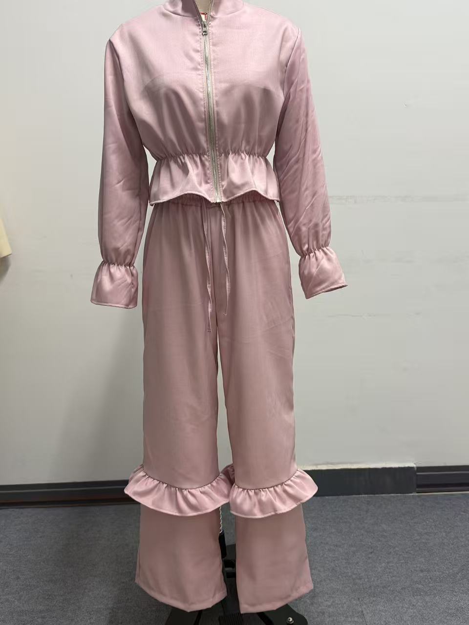 Women’s Cropped Zip Jacket & Ruffle Wide Leg Set