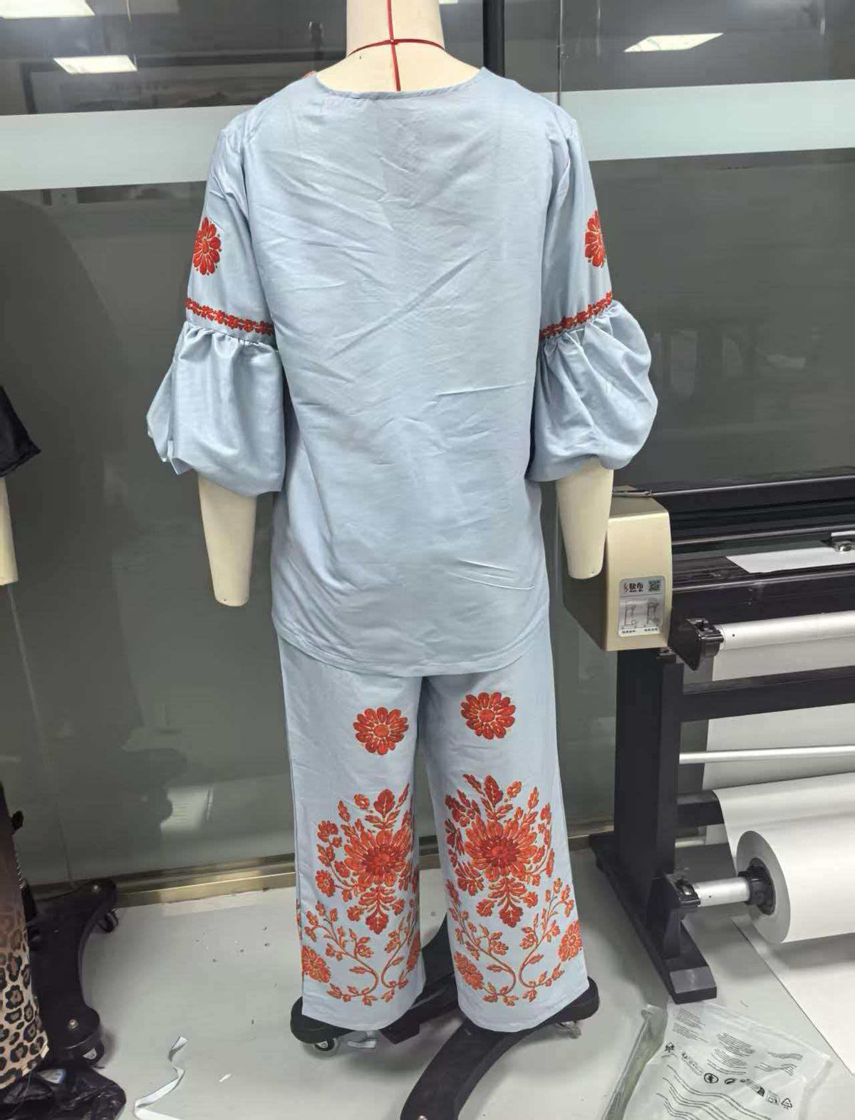 Women’s Floral Embroidered Balloon Sleeve Pants Set