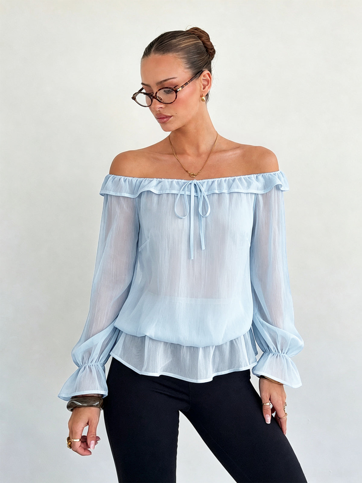 Women’s Off Shoulder Ruffle Long Sleeve Blouse Top