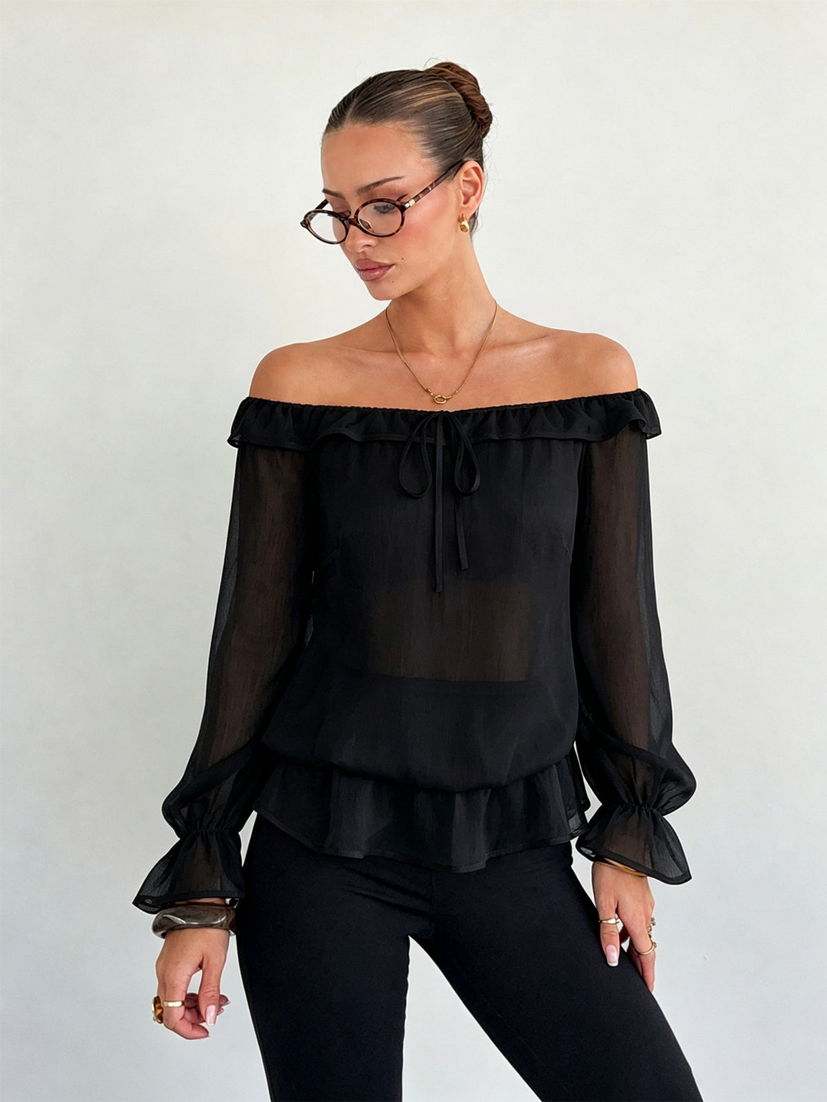 Women’s Off Shoulder Ruffle Long Sleeve Blouse Top