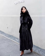Women's Long  Coat with Plush Collar and Elegant Maxi Length