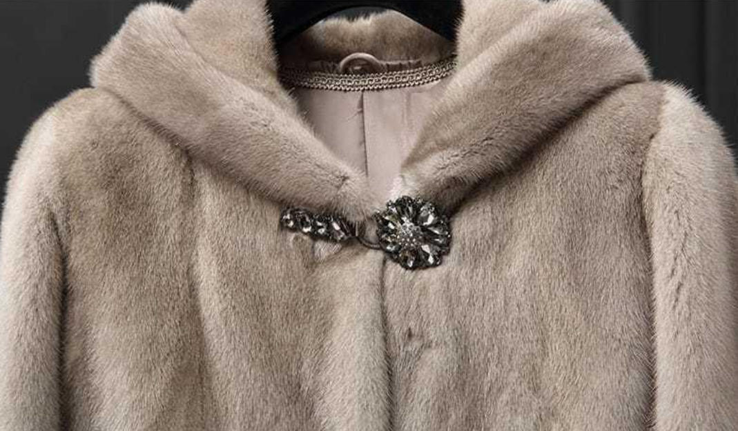 Women's Long   Coat with Hood and Elegant