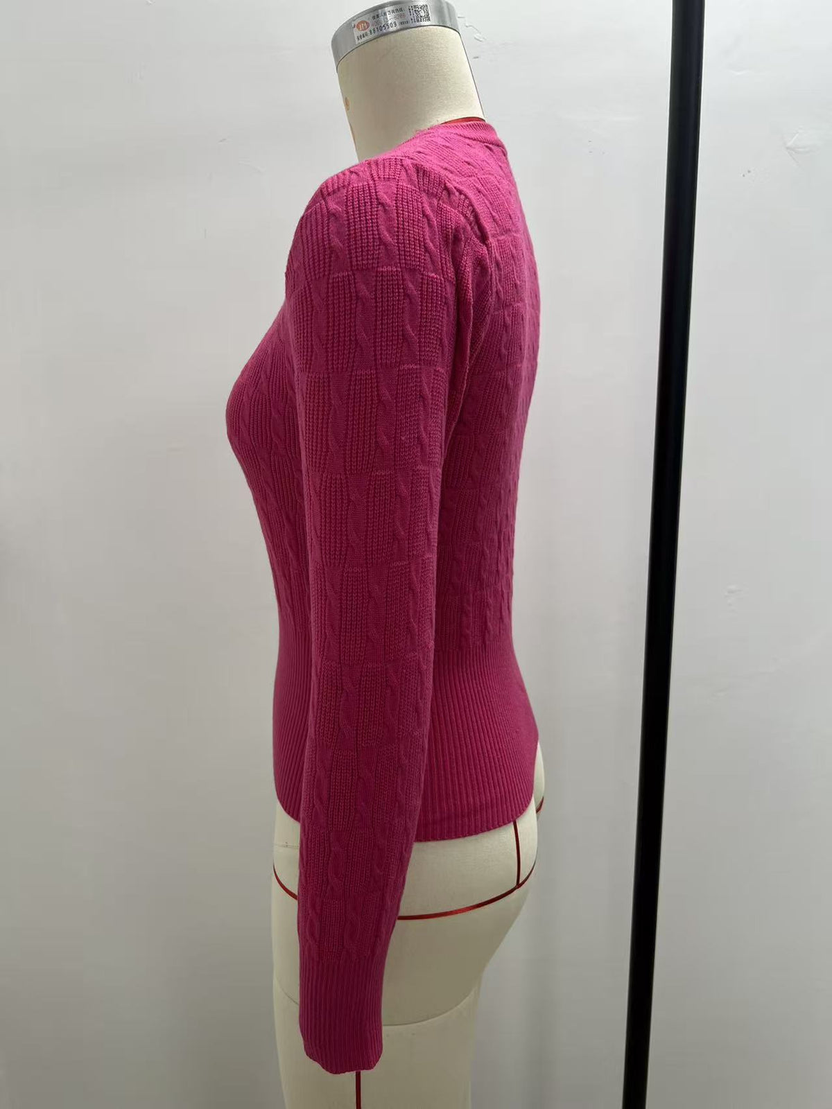 Women's Cable Knit Sweater with Long Sleeves